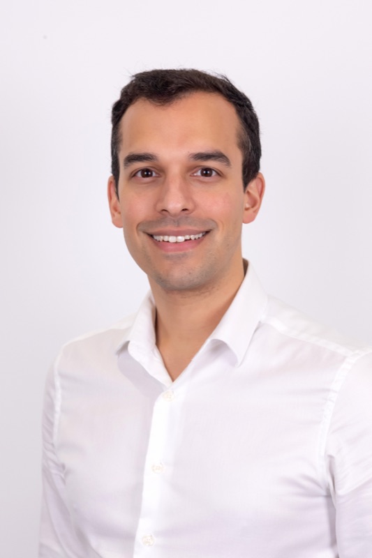 Portrait of Dr Anthony Logaraj