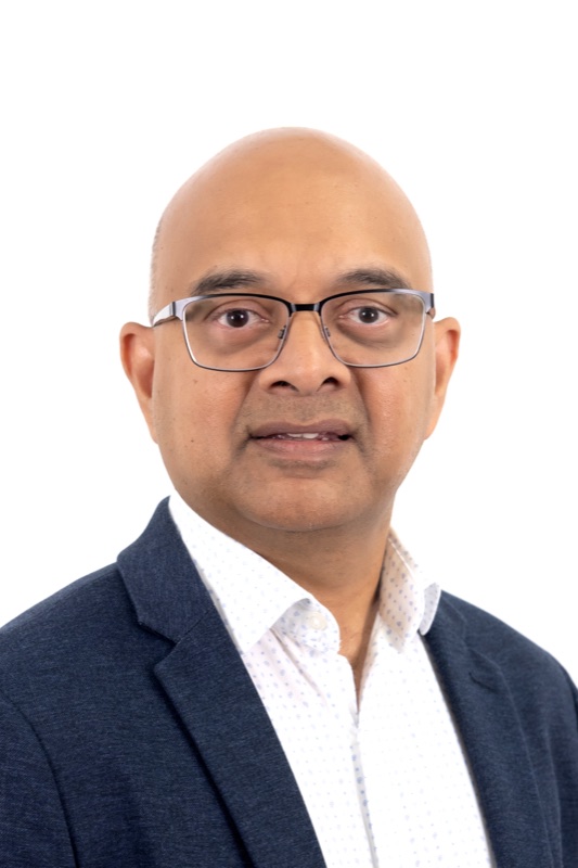 Portrait of Dr Ramesh Cuganesan