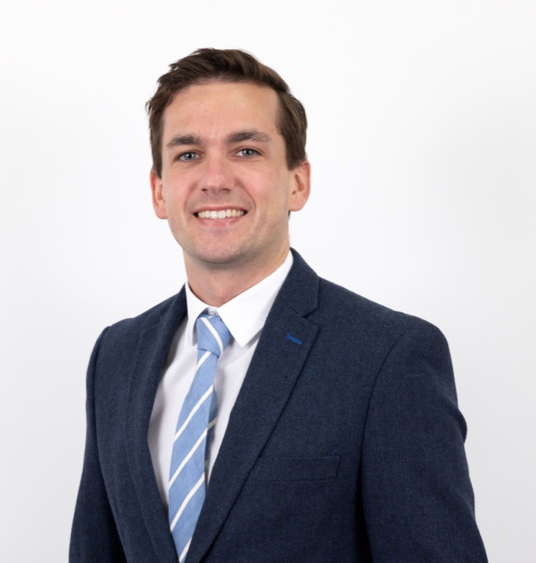 Portrait of Dr Ross Copping